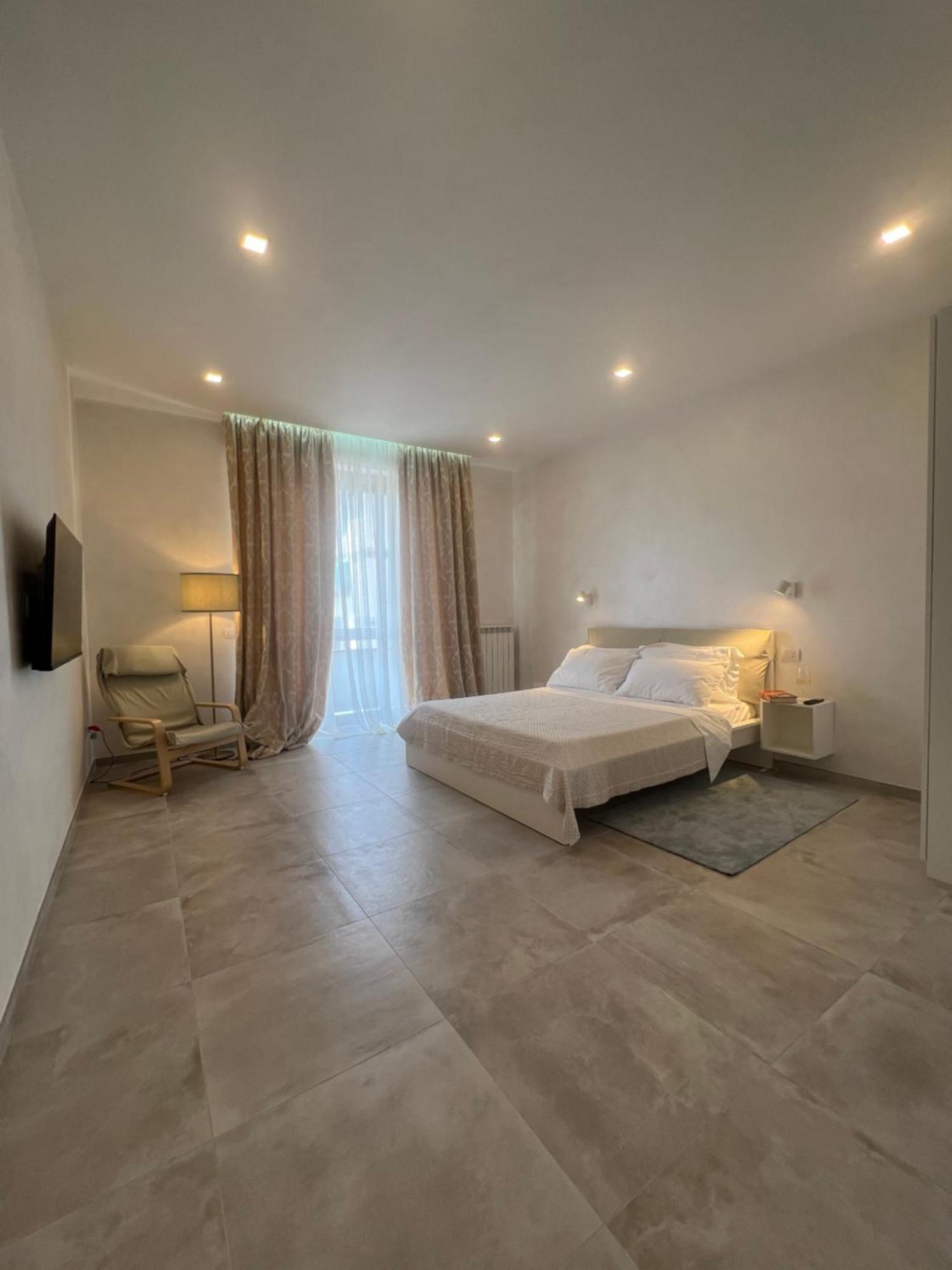 Rifready Apartment Vicino A Aou Careggi, Meyer, Polo Unifi Firenze Bagian luar foto